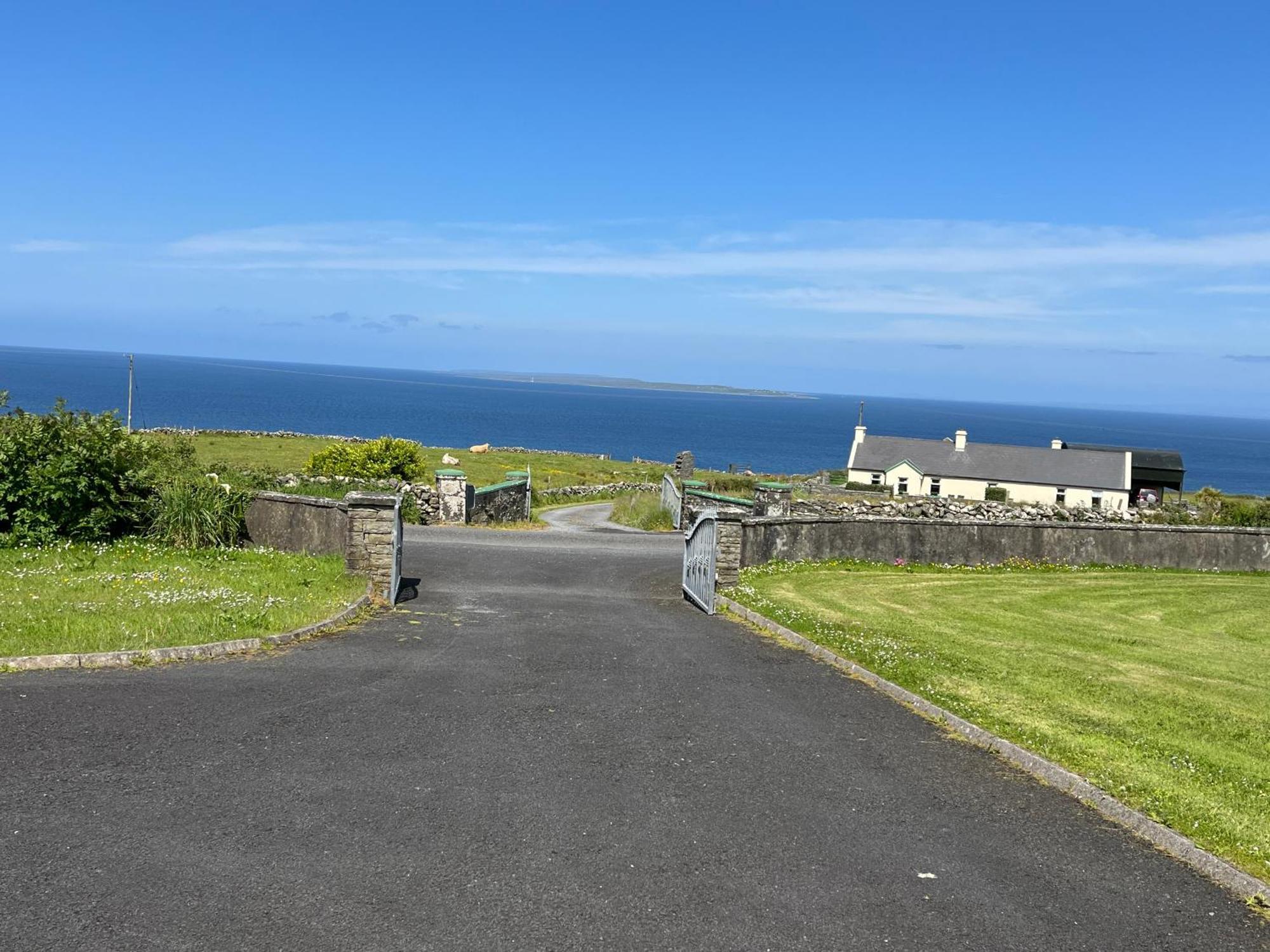 Ocean View Doolin Villa Buitenkant foto